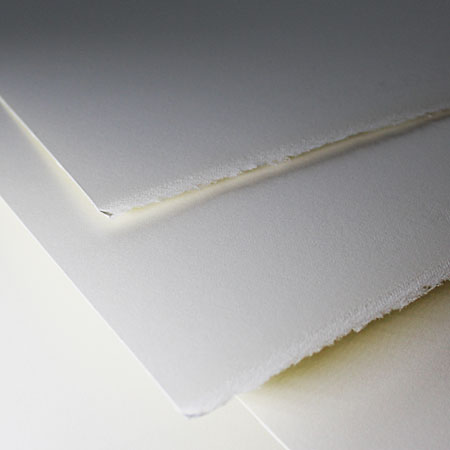 Waterford Papier aquarelle - feuille 100% coton - 56x76cm - 2 bords frangés  - grain satiné extra-lisse - Schleiper - Catalogue online complet